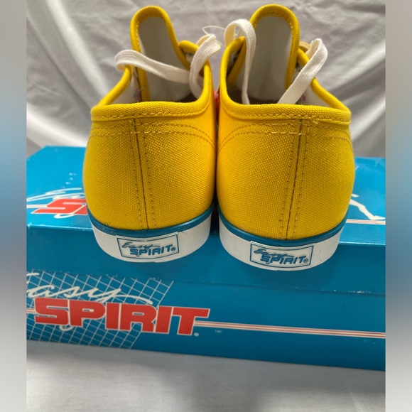 NWT NIB Vintage 80s 90s Fun Color Block Sneakers, Easy Spirit Size 7.5M - Picture 4 of 11